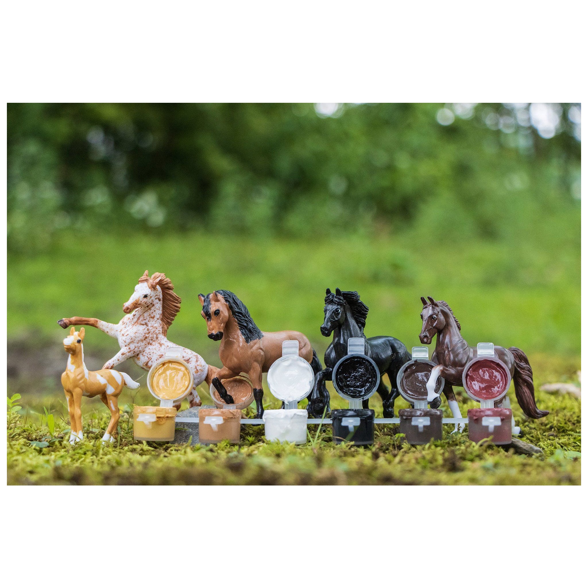 Breyer Activity Horse Crazy Colourful Breeds Paint Kit
