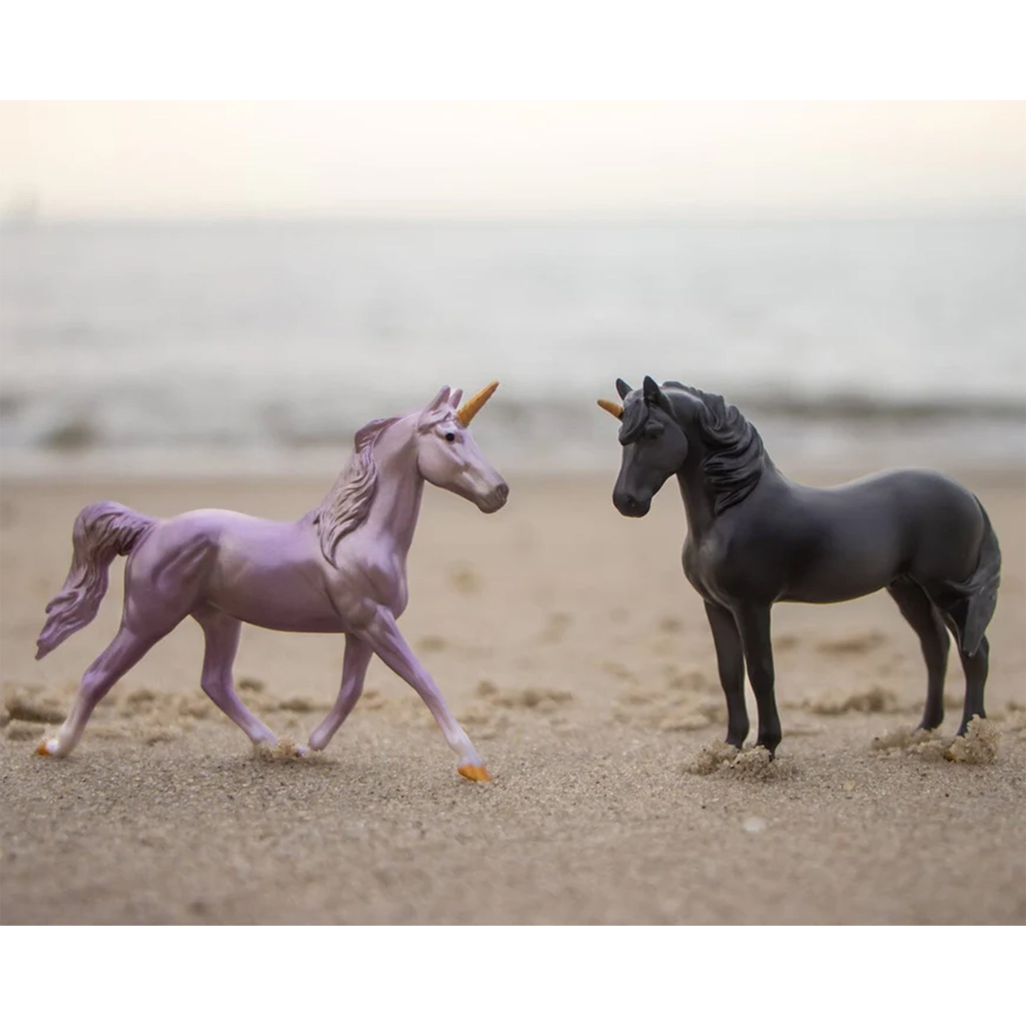 Breyer Stablemates Unicorn Foal Surprise -  Enchanted Forrest Family