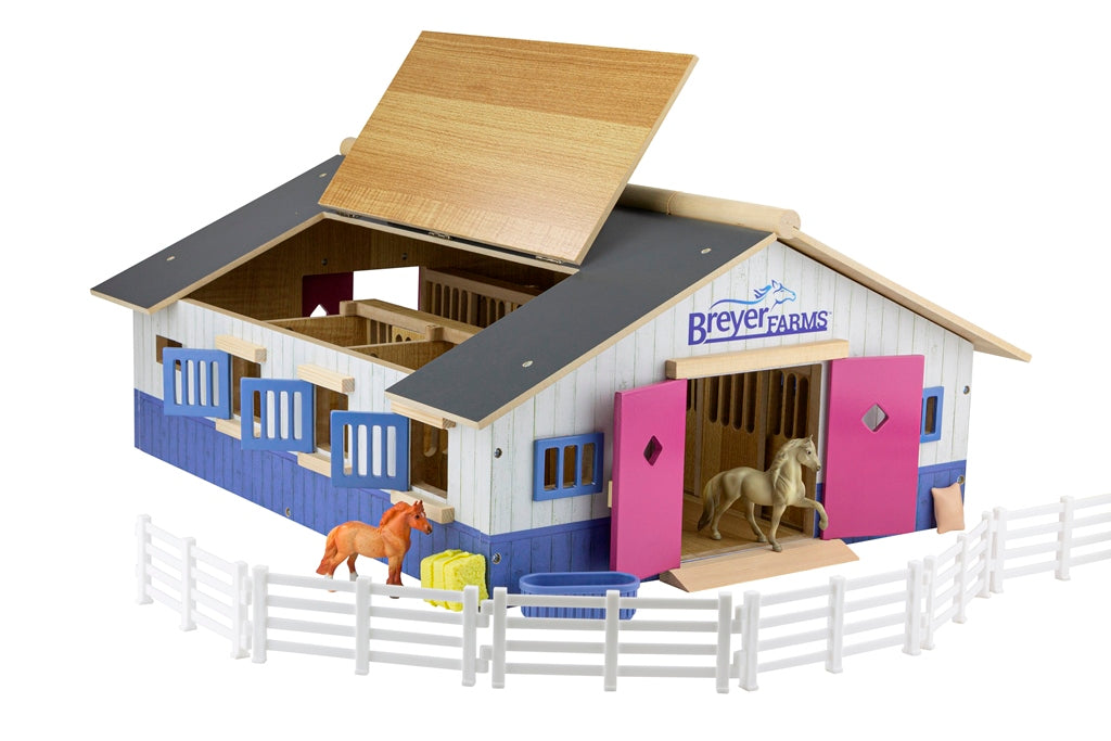 Breyer Stablemates Farms Deluxe Stable Playset