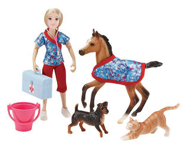 Breyer Freedom Day at the Vet Set